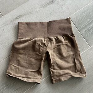 NVGTN Mocha Contour Seamless Gym Shorts